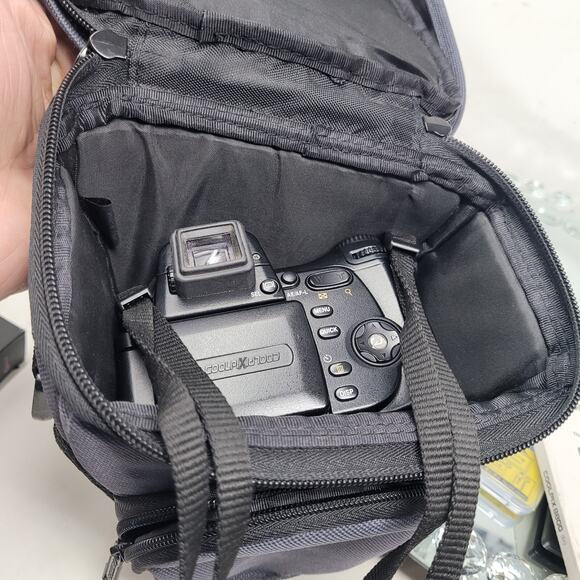 NIKON Coolpix E8800 VR 10x 8MP Camera Bundle Case, Card, Remote, 2 Batt's, More! - Picture 9 of 9